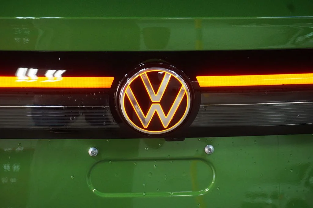 New 2026 Moss Green Volkswagen 1.5T SE Black image 30