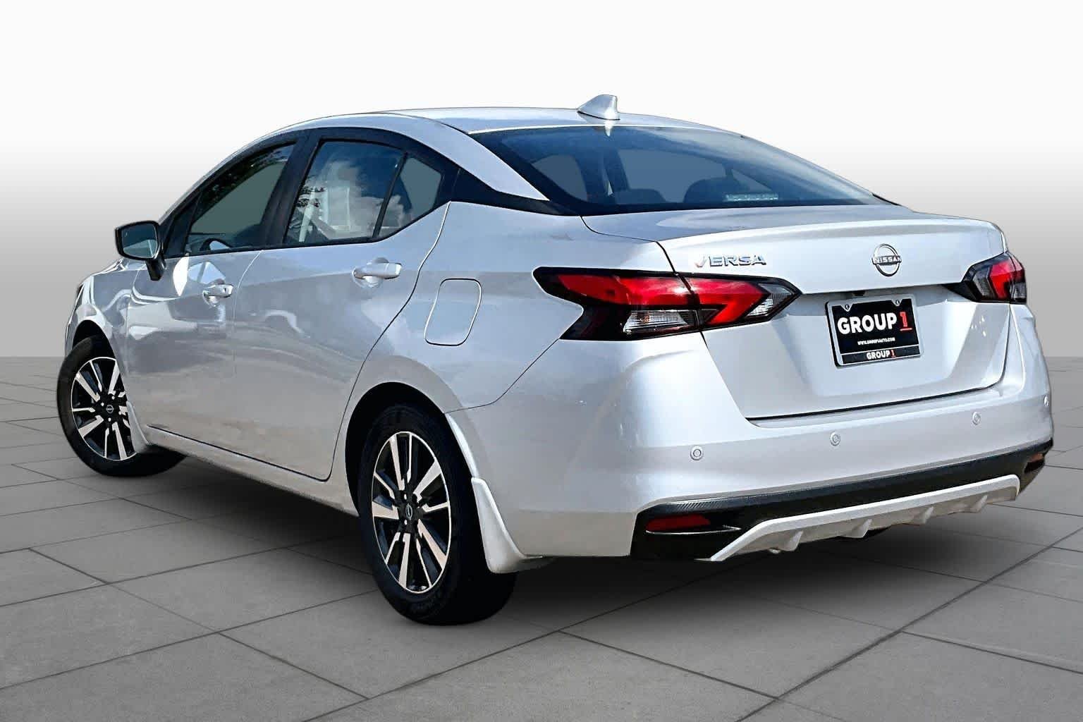 Used 2025 Brilliant Silver Metallic Nissan SV image 11