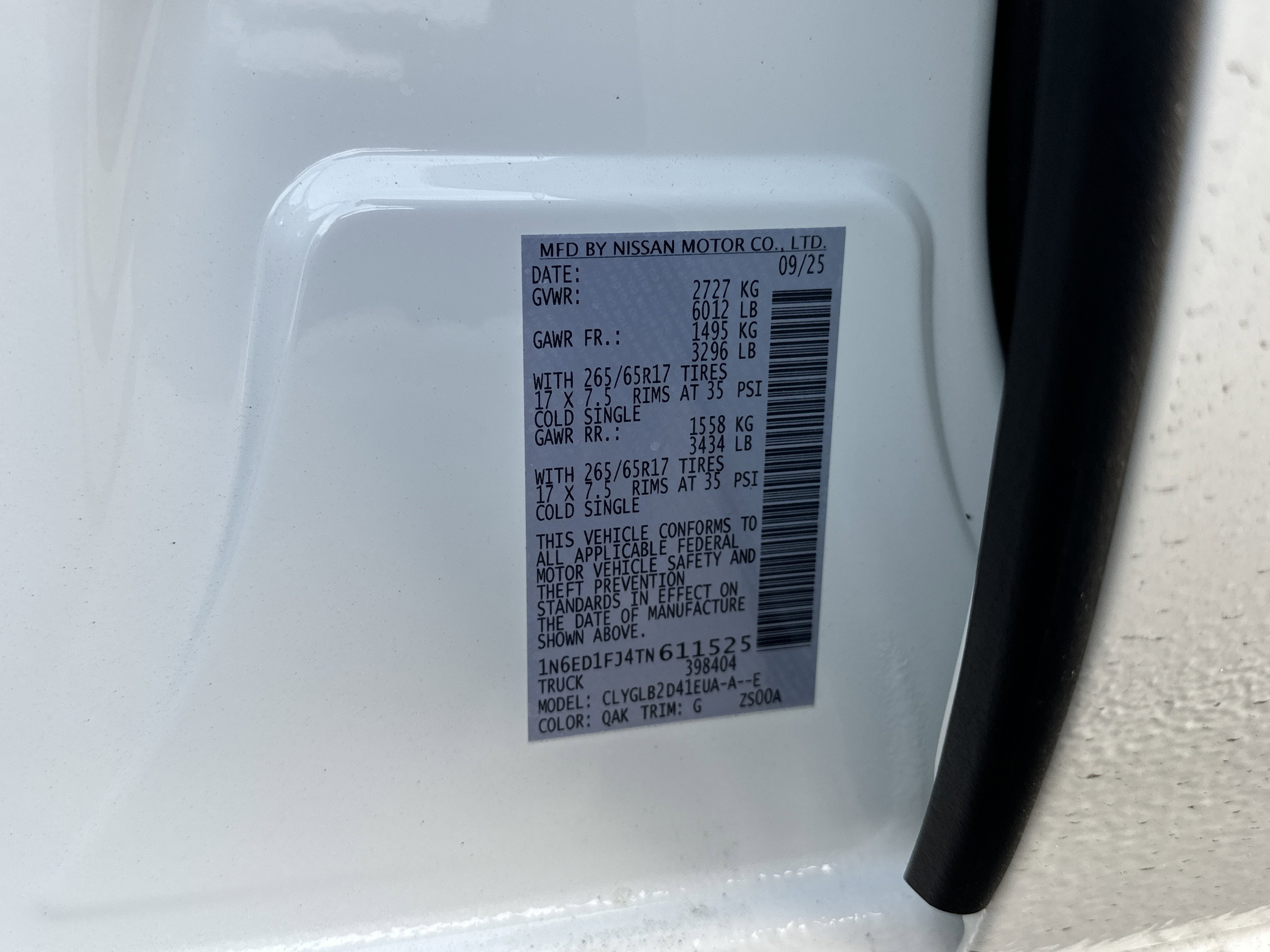 New 2026 Glacier White Nissan Crew Cab SV Long Bed image 32