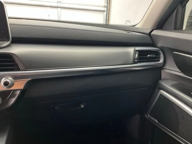 Used 2022 Black Kia LX image 14