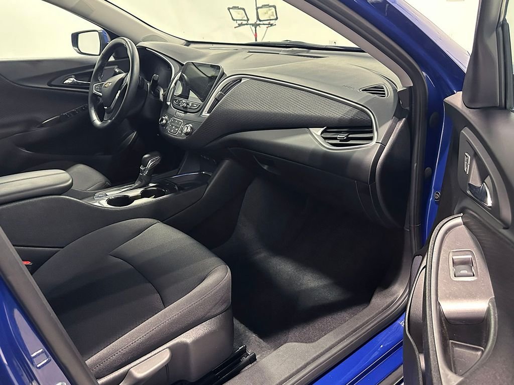 Used 2023 Blue Chevrolet LT image 24