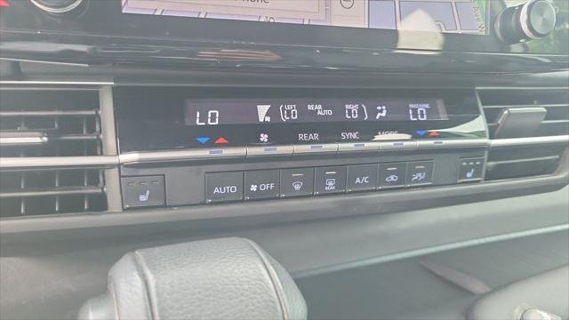 Certified Used 2023 ICE CAP Toyota  image 15