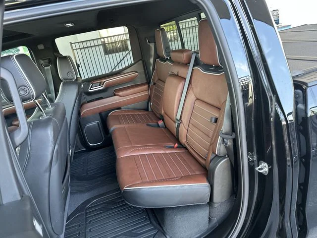 Used 2026 Black GMC Denali Ultimate image 23