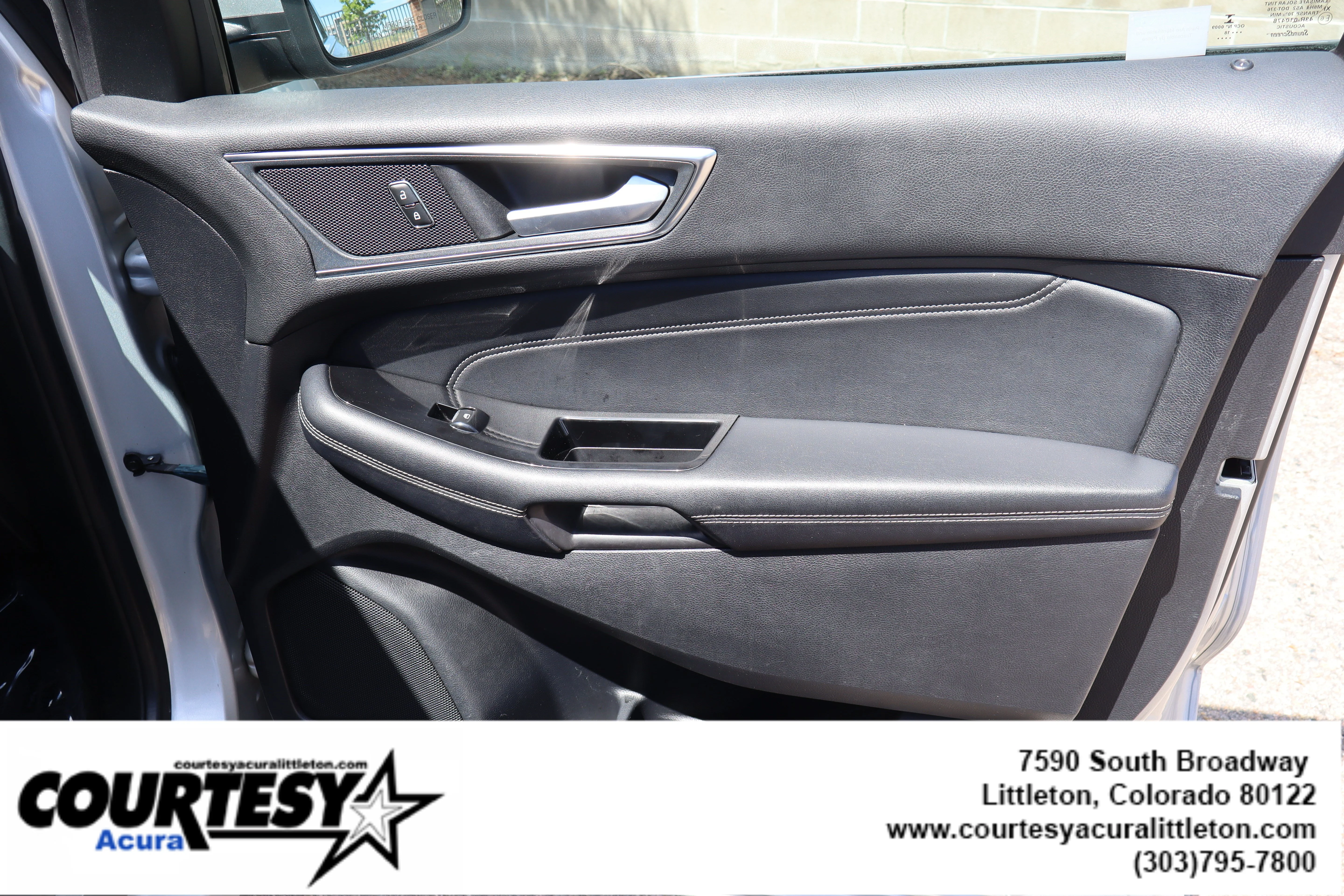 Used 2018 Silver Ford Titanium image 35
