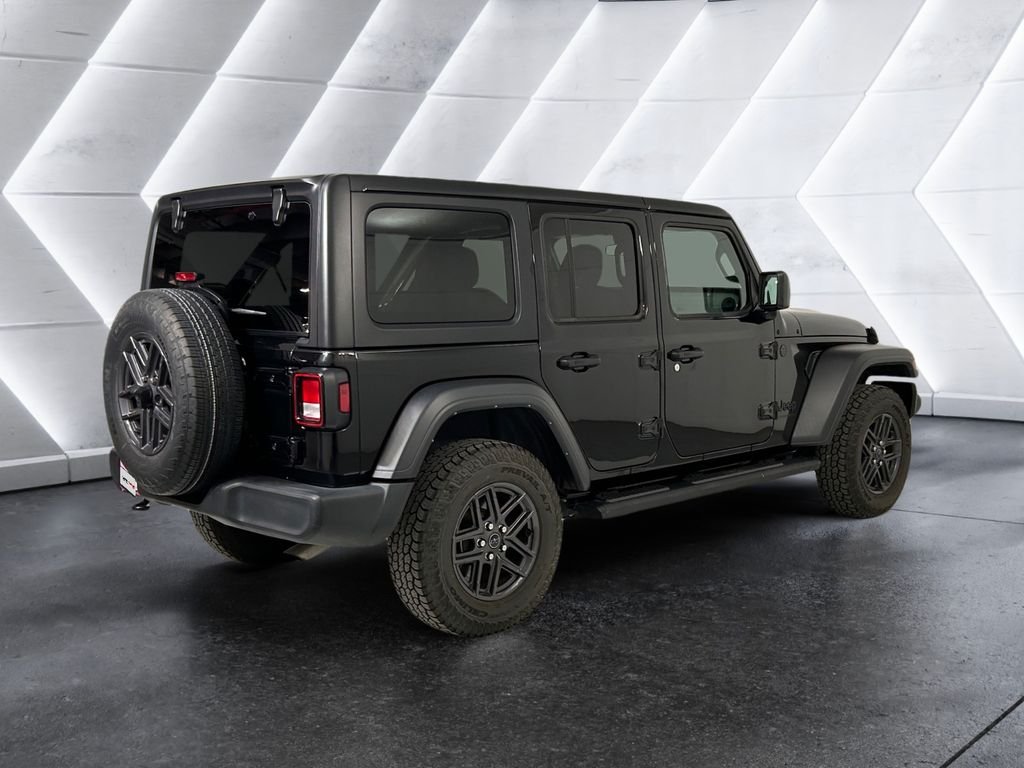 Used 2024 Black Jeep Sport S image 4