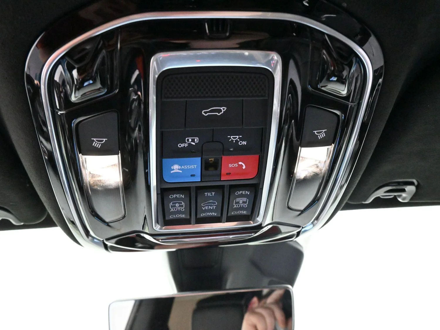Used 2024 Black Jeep Series III Obsidian image 29