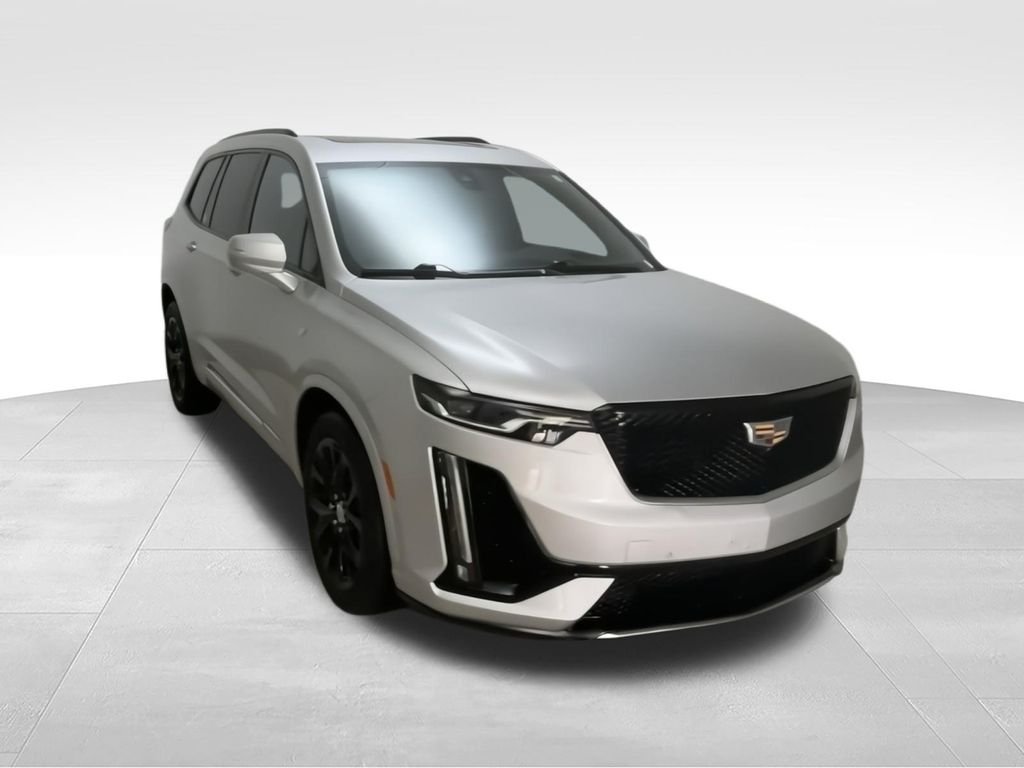 Used 2020 Silver Cadillac Sport image 2