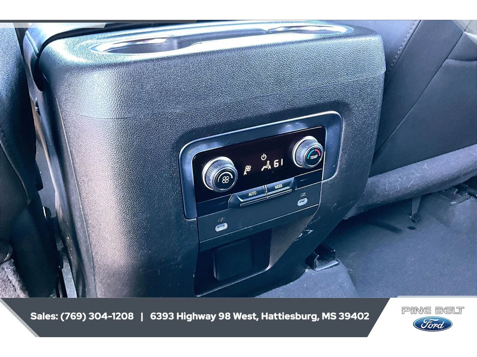 Used 2024 BLACK Chevrolet LT image 25