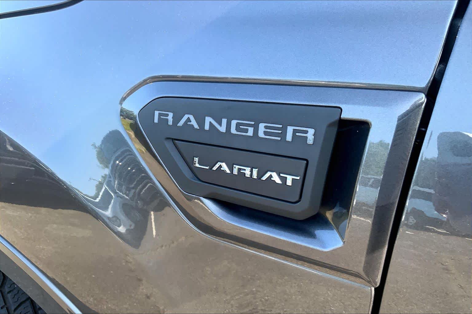 Certified Used 2020 Magnetic Metallic Ford LARIAT image 10