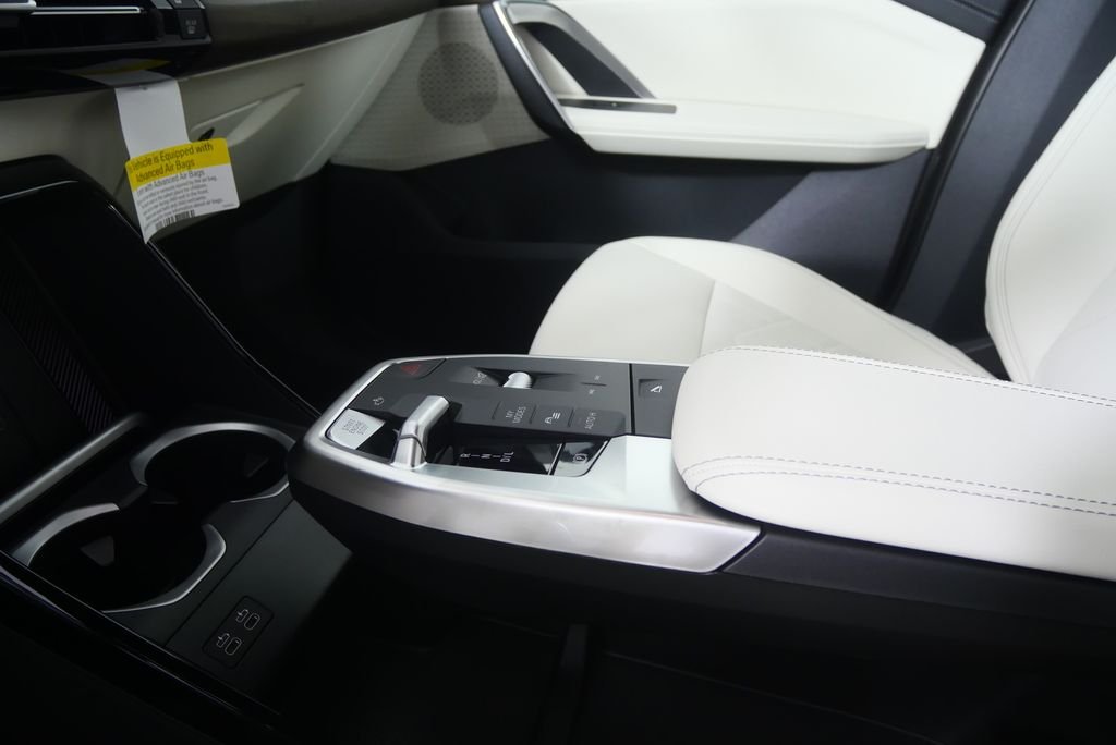 New 2026 Space Silver Metallic BMW xDrive28i image 20