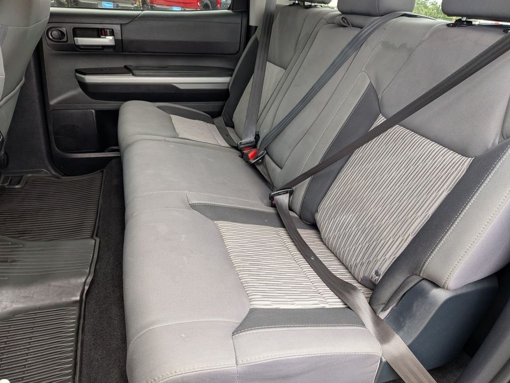 Used 2017 Gray Toyota SR5 image 25