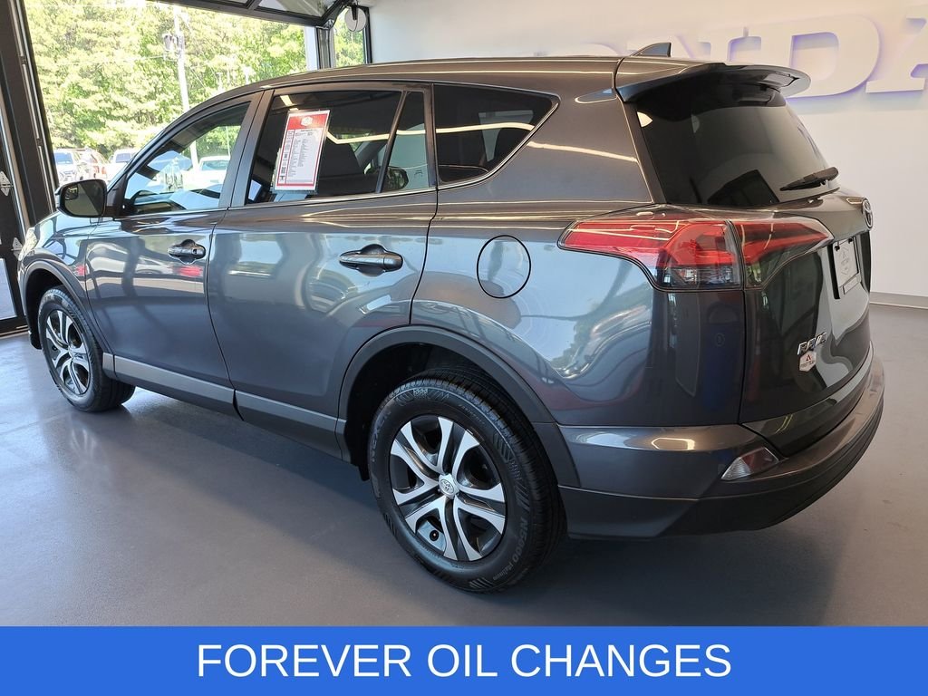 Used 2018 Gray Toyota LE image 4