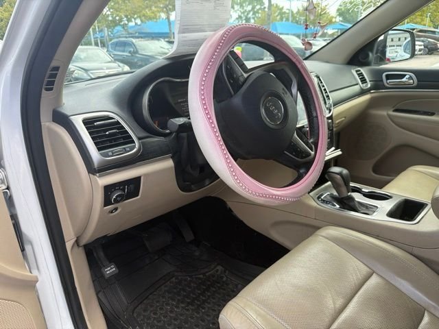 Used 2021 Bright White Clearcoat Jeep Limited image 8