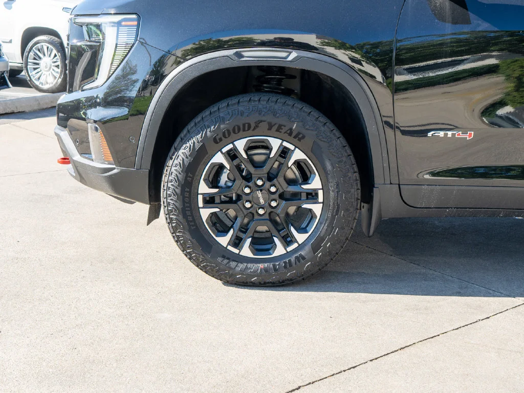 2027 GMC Acadia AT4 - Photo 31