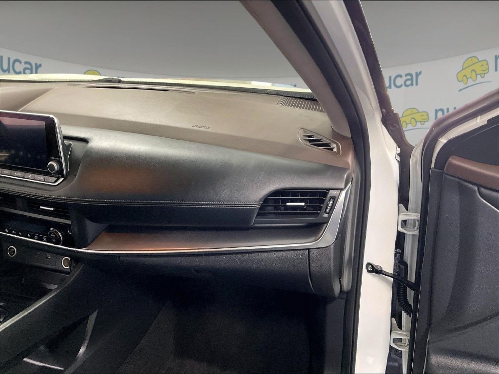 Used 2023 White Nissan SV image 13