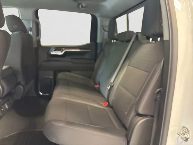 New 2026 Summit White GMC SLE image 14