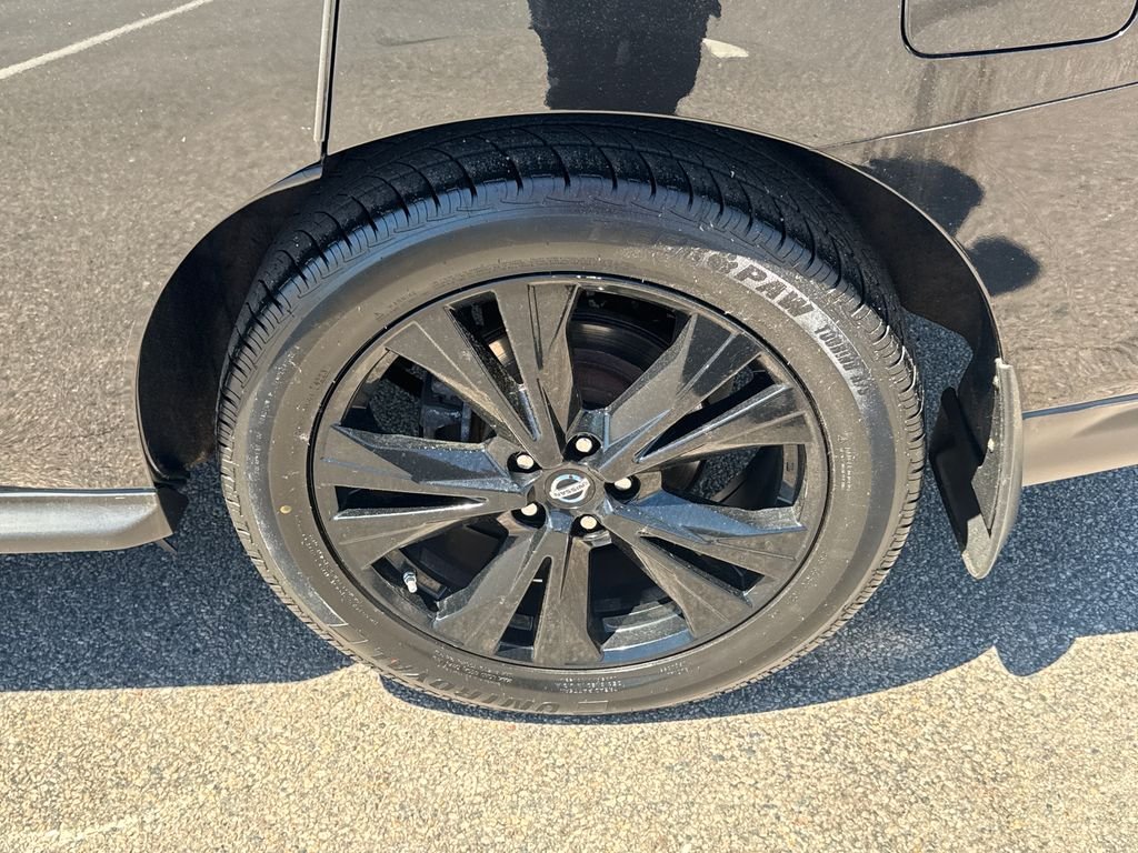 Used 2018 Black Nissan SL image 43