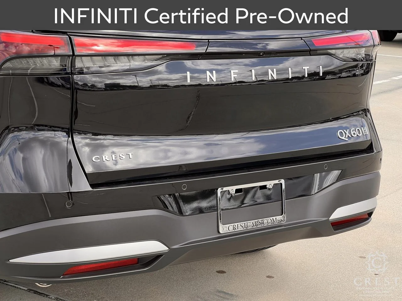 Certified Used 2026 Mineral Black INFINITI LUXE image 6