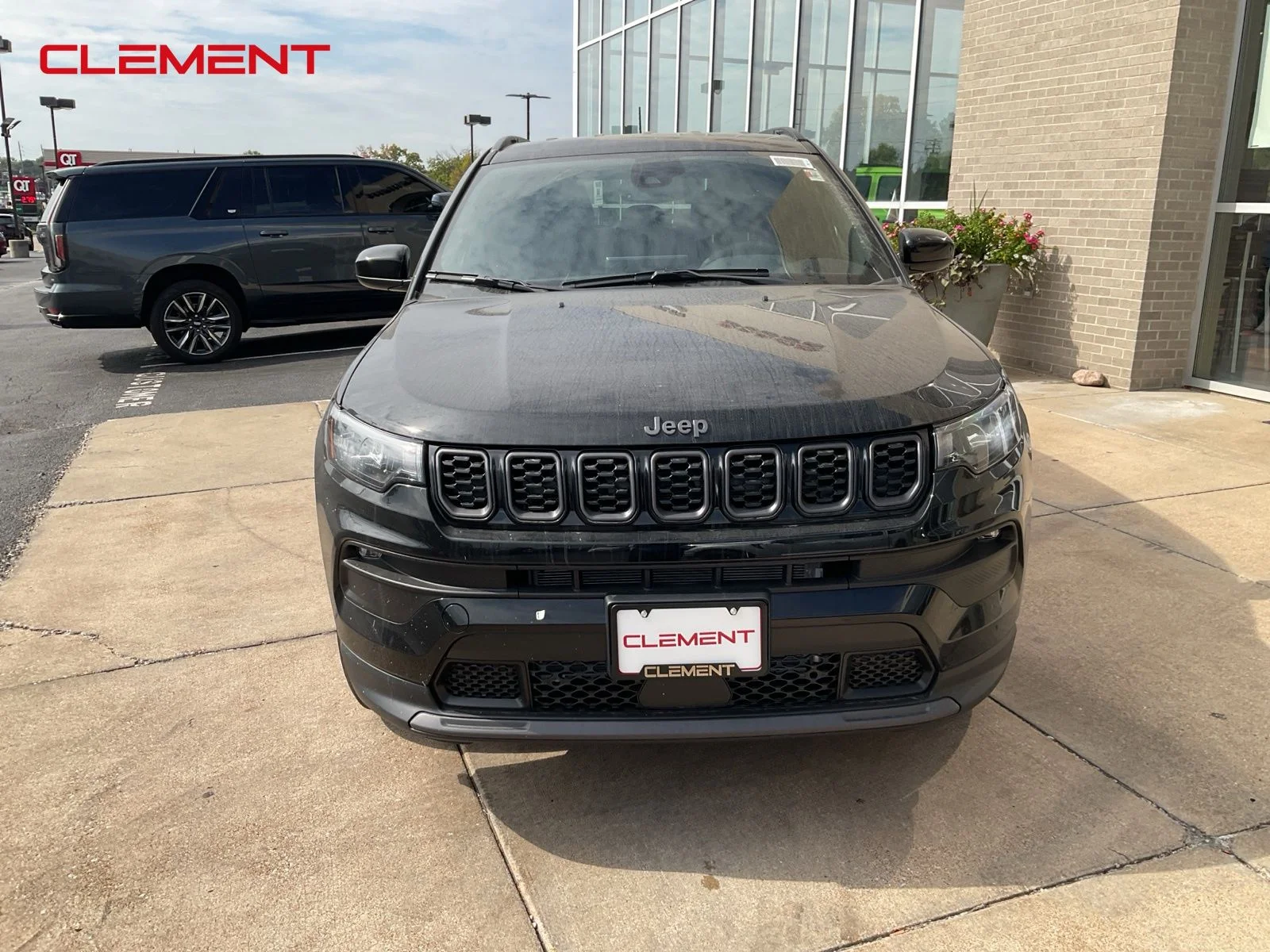 New 2026 Diamond Black Crystal Pearlcoat Jeep Latitude image 3