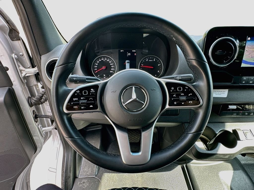 Used 2023  Mercedes-Benz LA West 15 Passenger image 12