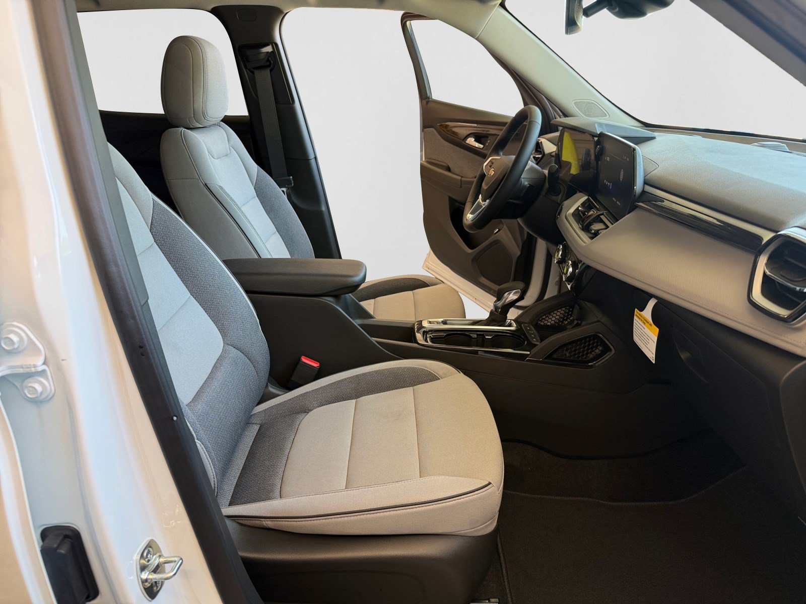 New 2026 Summit White Chevrolet LT image 13