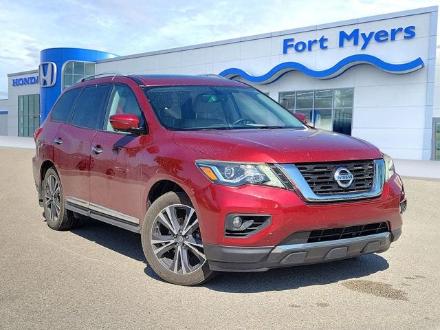 2018 Nissan Pathfinder Platinum 2WD's photo