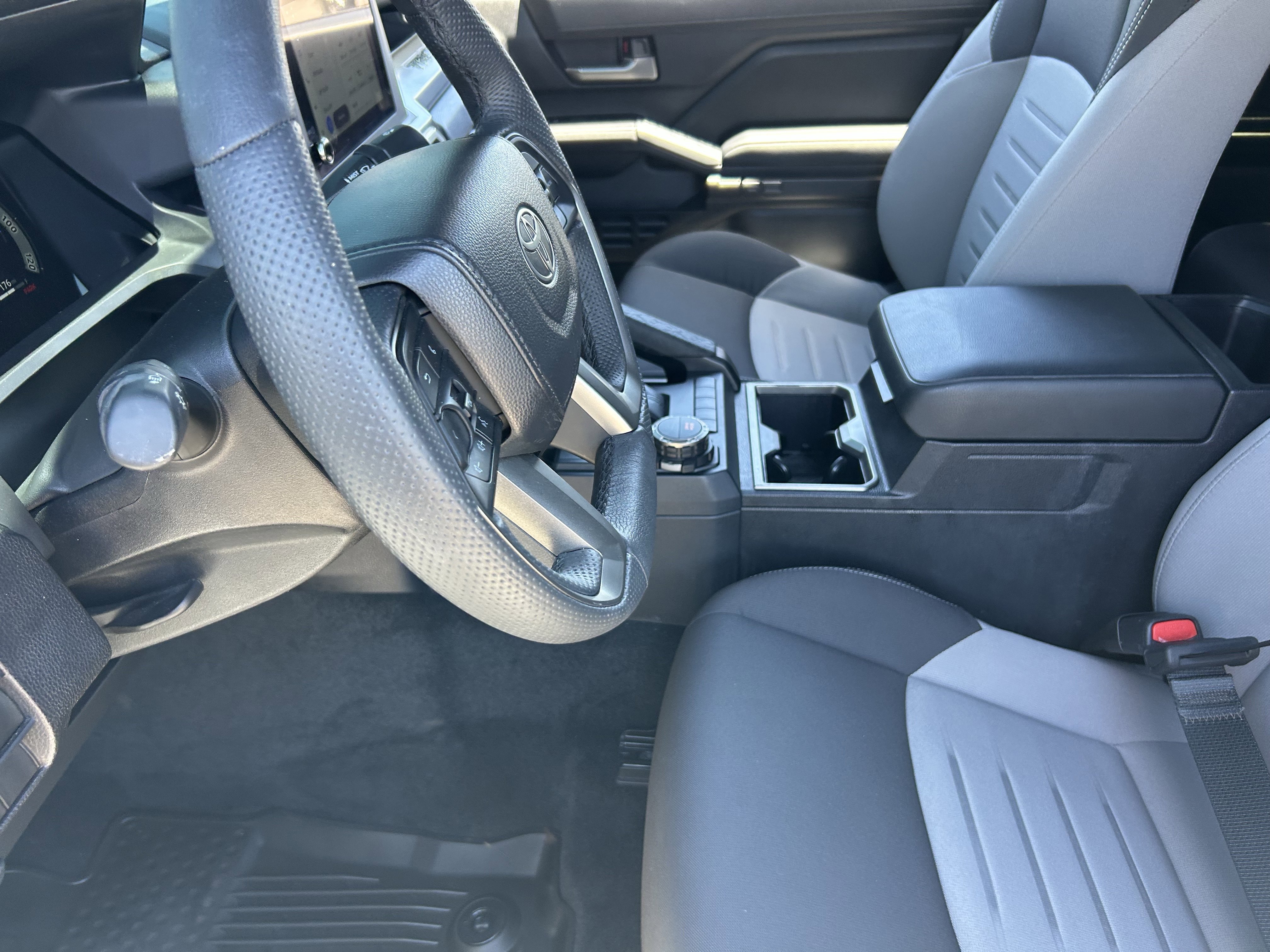 2025 Toyota Tacoma TRD Sport - Photo 26