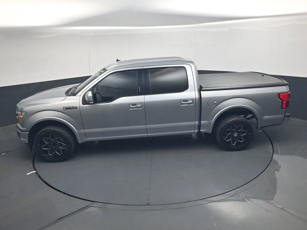 Used 2020 Silver Ford Lariat image 37