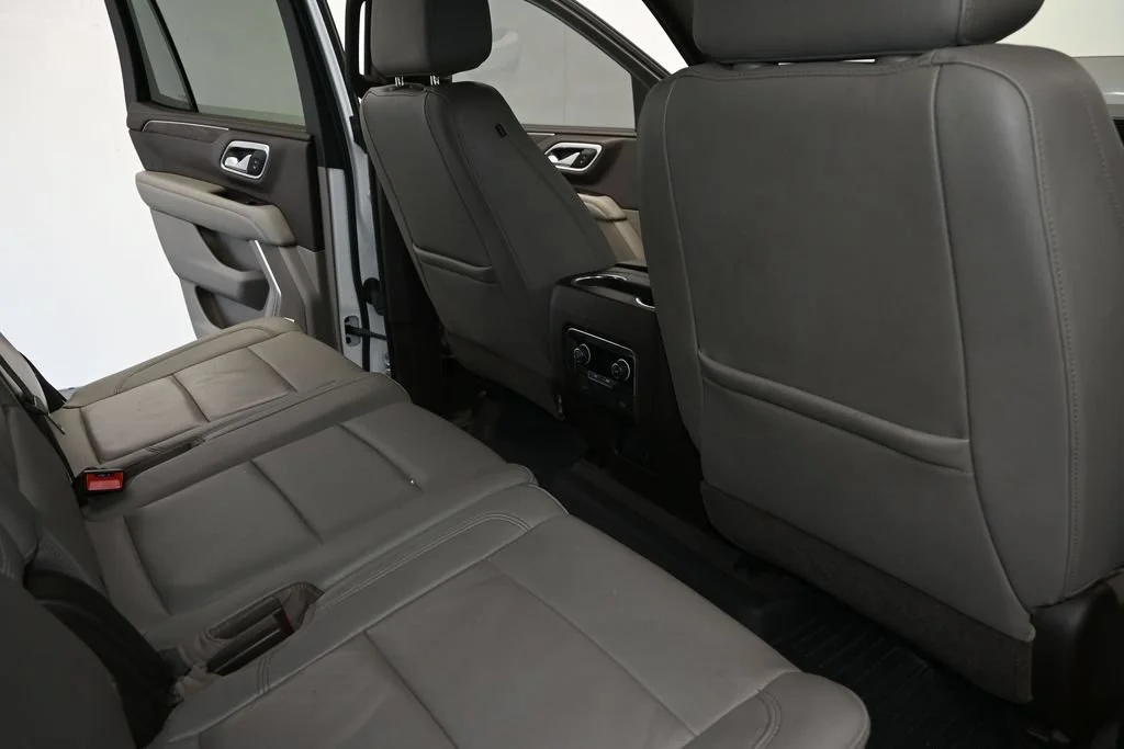 Used 2021 Summit White Chevrolet LT image 19