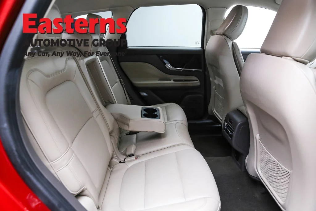Used 2022 Red Lincoln Standard image 24