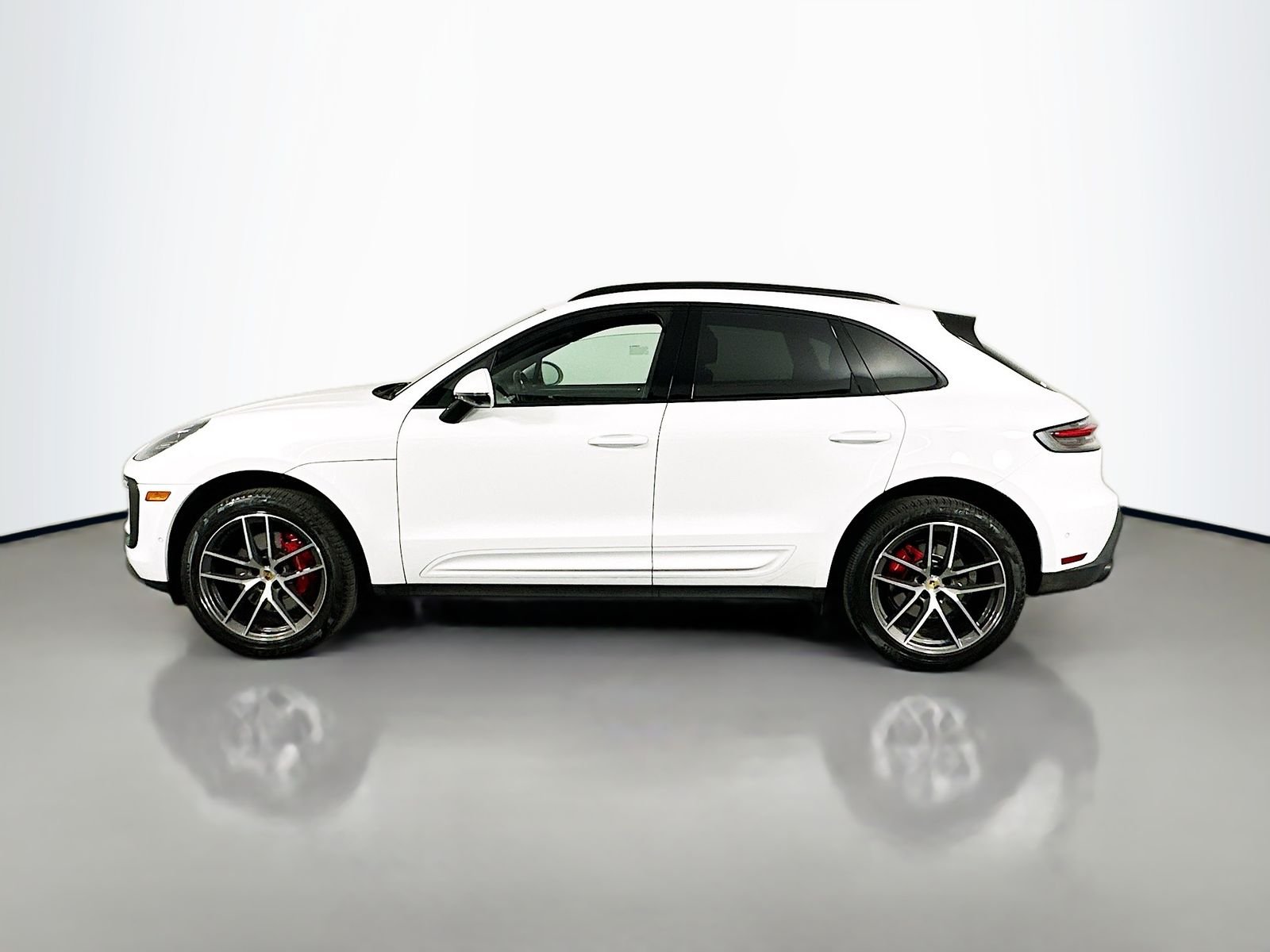 Used 2023 White Porsche S image 4