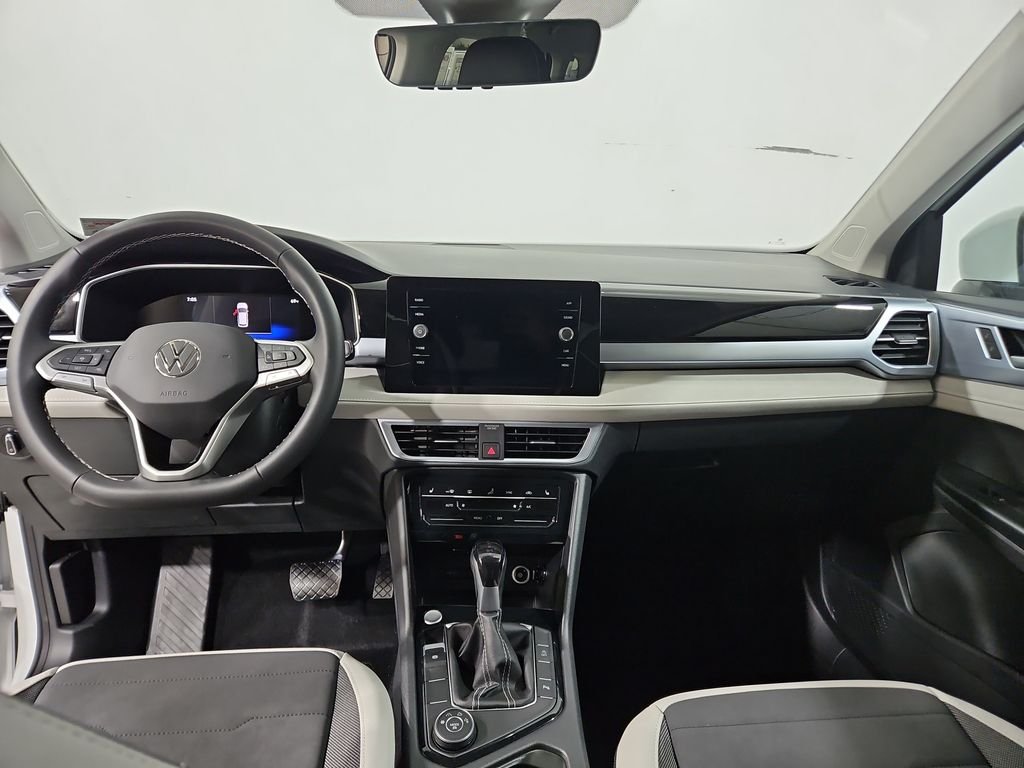 New 2026 White Volkswagen 1.5T SE image 12