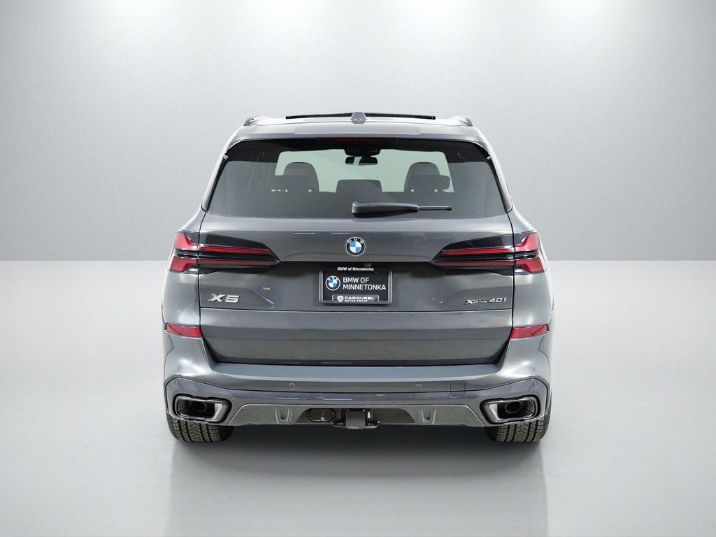 Used 2026 Dravit Grey Metallic BMW xDrive40i image 9