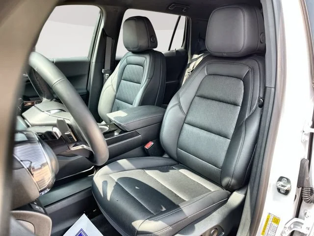 2027 Chevrolet Equinox LT - Photo 26