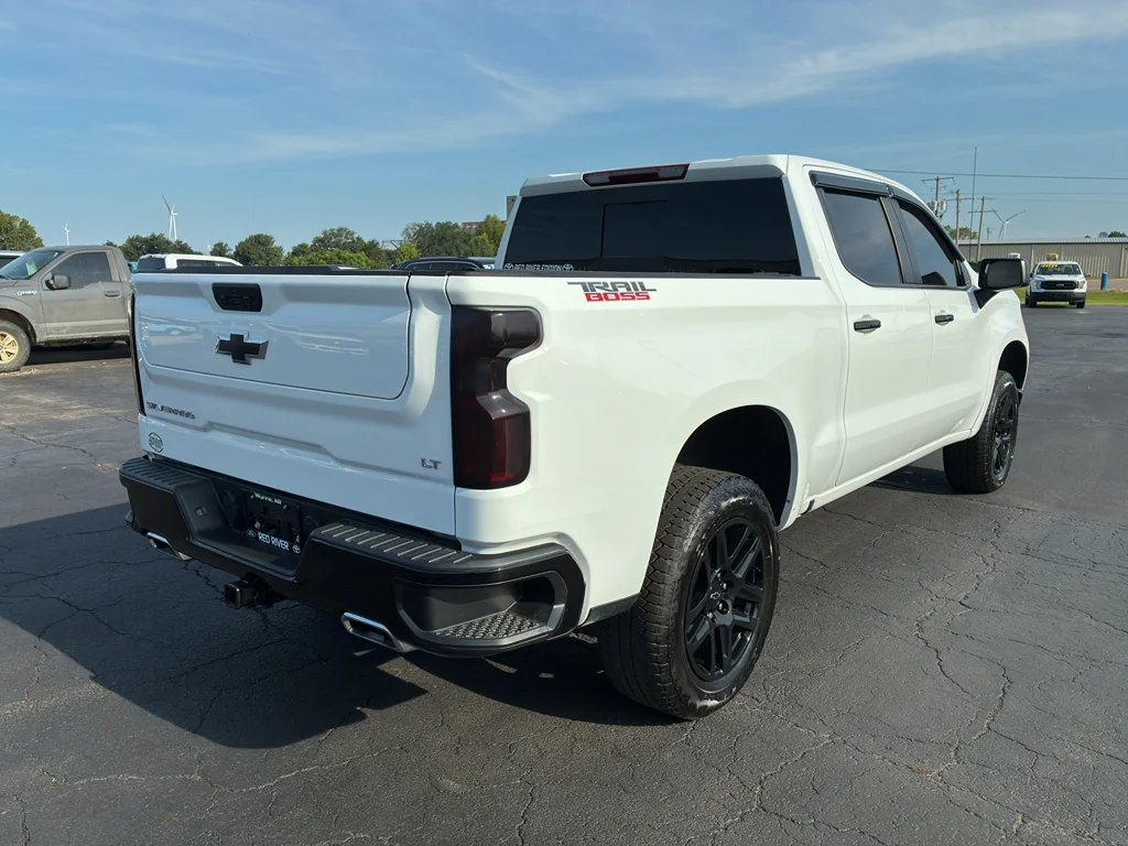 Used 2025 Summit White Chevrolet LT Trail Boss image 5