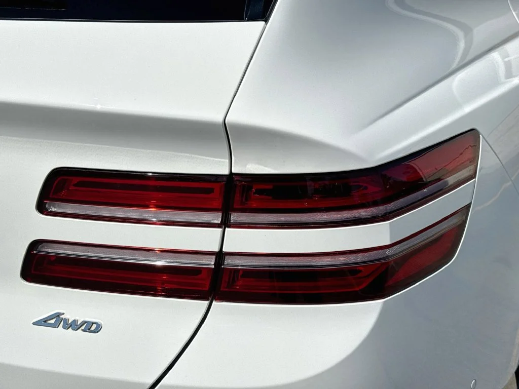 Used 2023 White Genesis 2.5T image 34