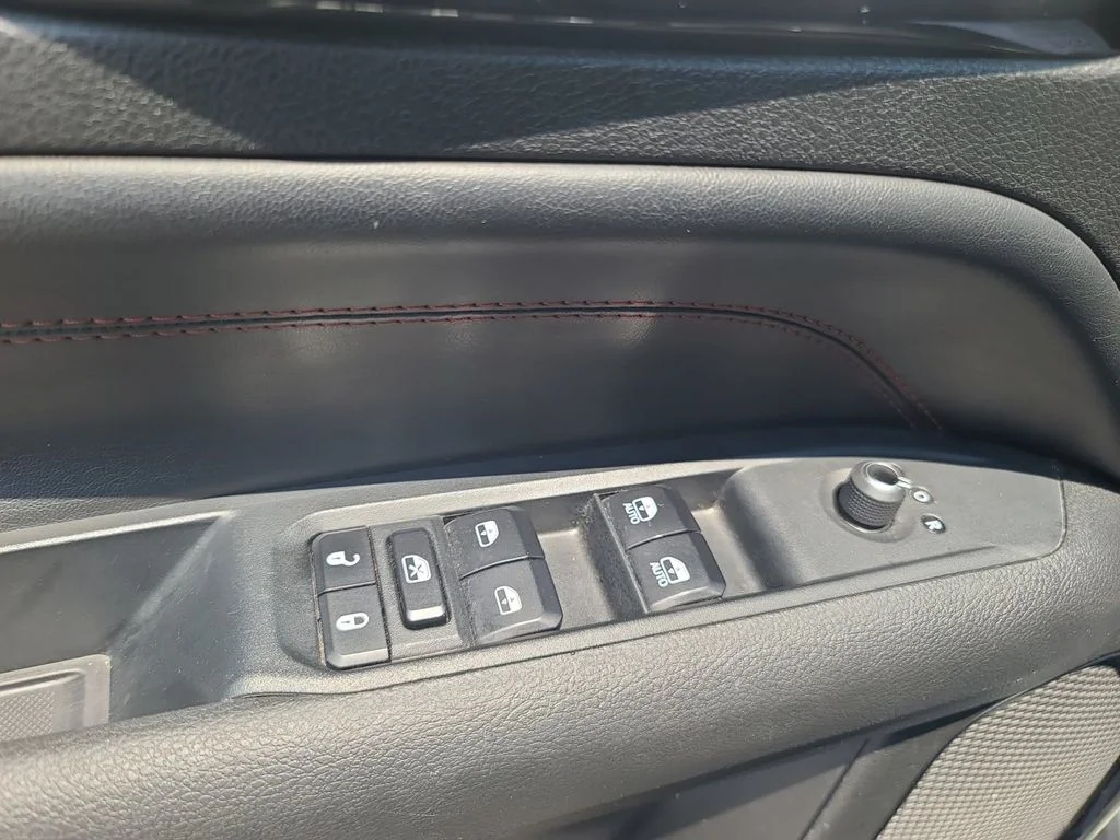 Used 2024 Black Jeep Trailhawk image 25
