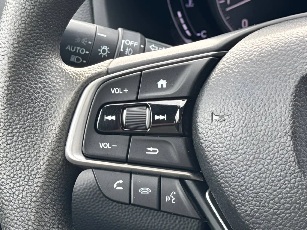 Used 2019  Honda EX image 16