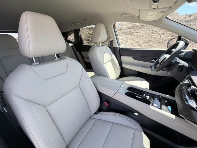 New 2026 Everest White Pearl TriCoat Nissan SV image 29