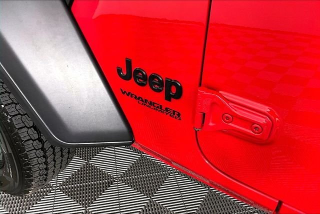 Used 2022 Red Jeep Unlimited Sport Altitude image 23