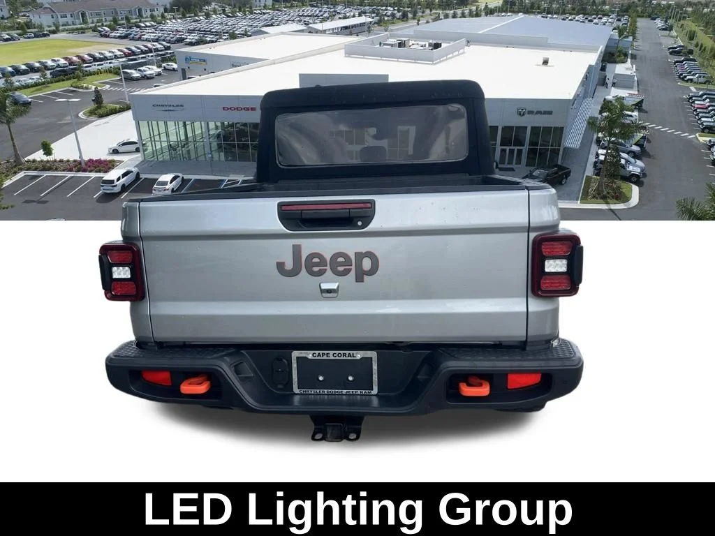 Used 2021 Silver Jeep Mojave image 6
