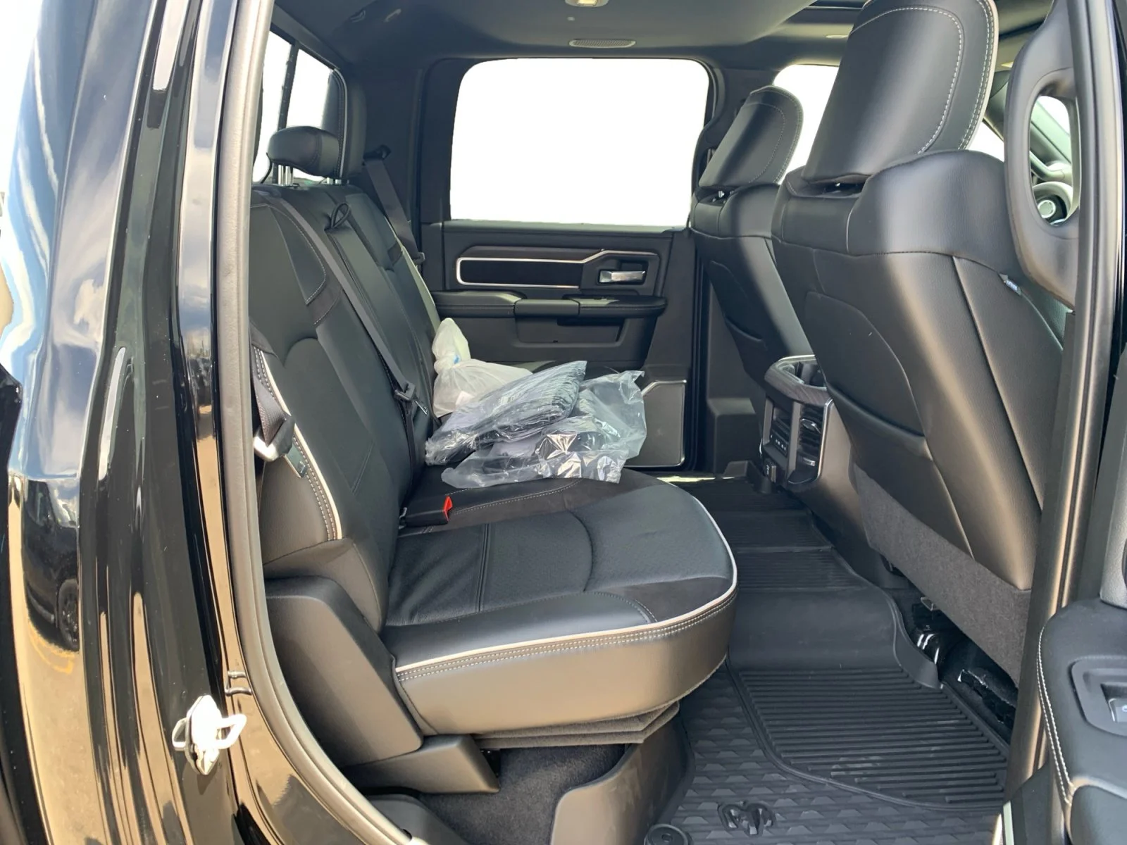 New 2026 Diamond Black Crystal Pearl Ram Laramie image 18