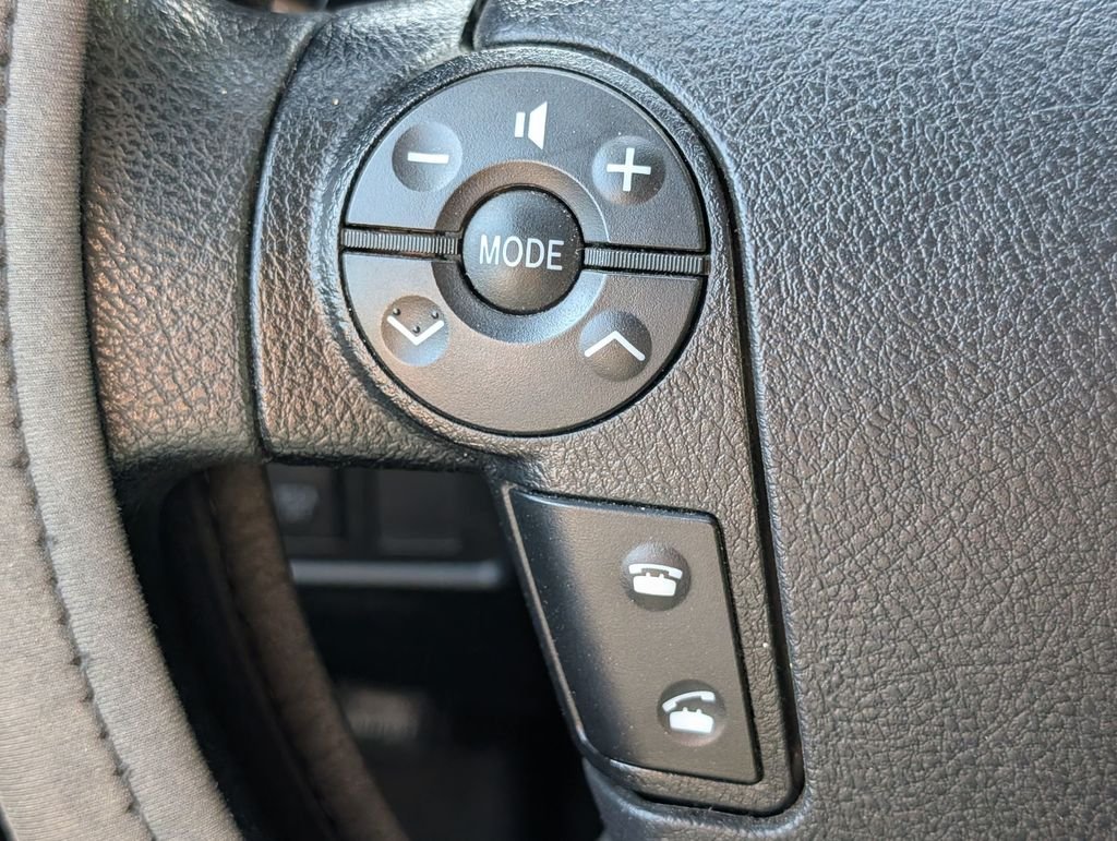 Used 2010  Toyota Grade image 19