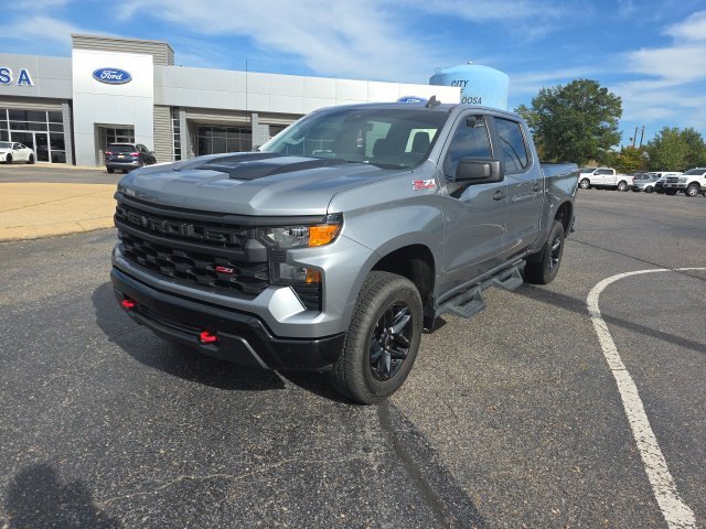 Certified Used 2023 Sterling Gray Metallic Chevrolet Custom Trail Boss image 7