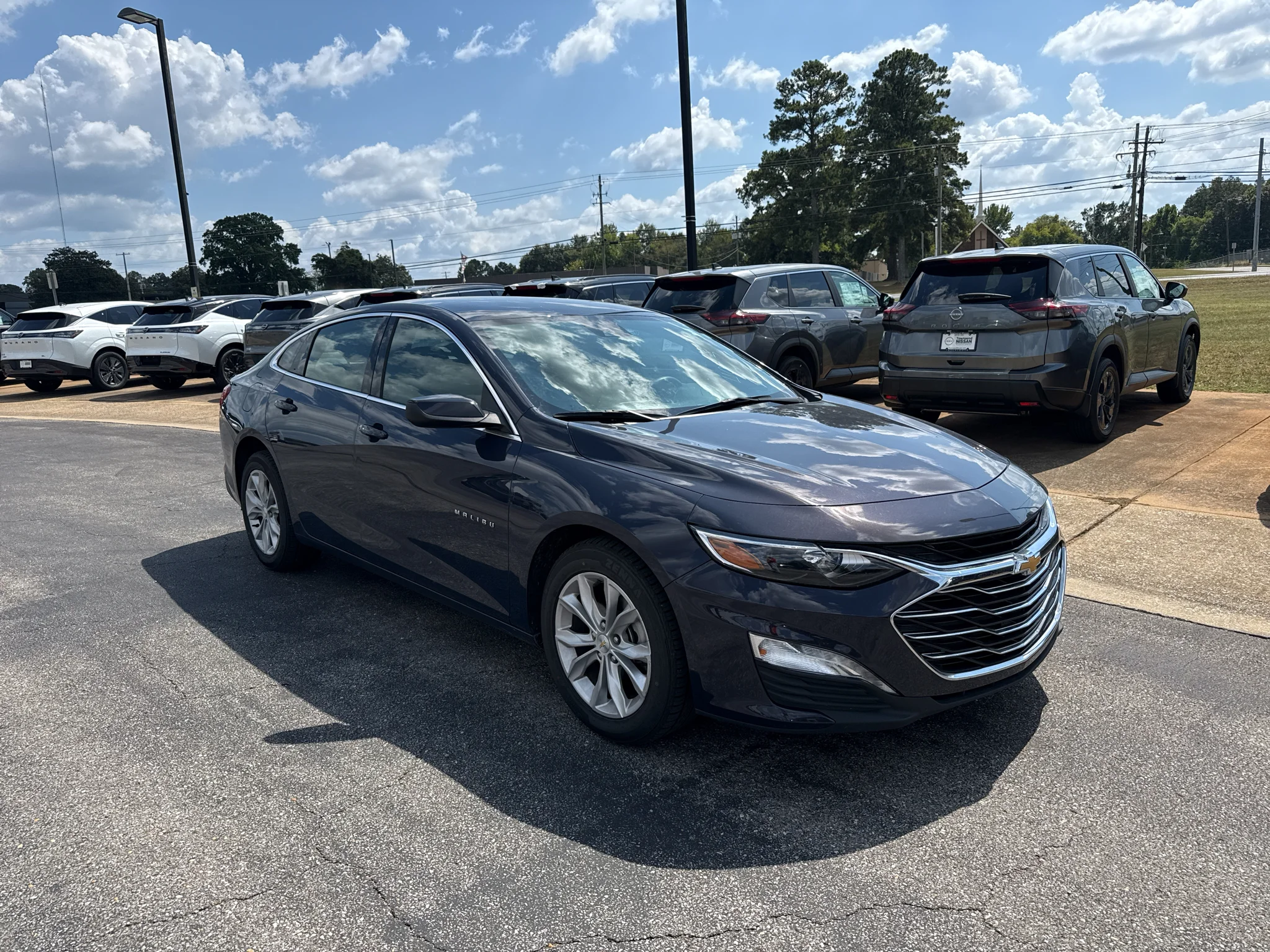 Used 2025 Night Shade Metallic Chevrolet LT image 7