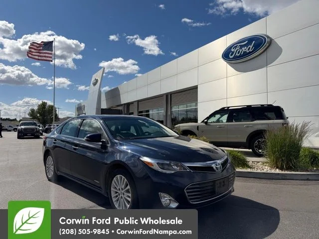2015 Toyota Avalon XLE Touring Hybrid's photo