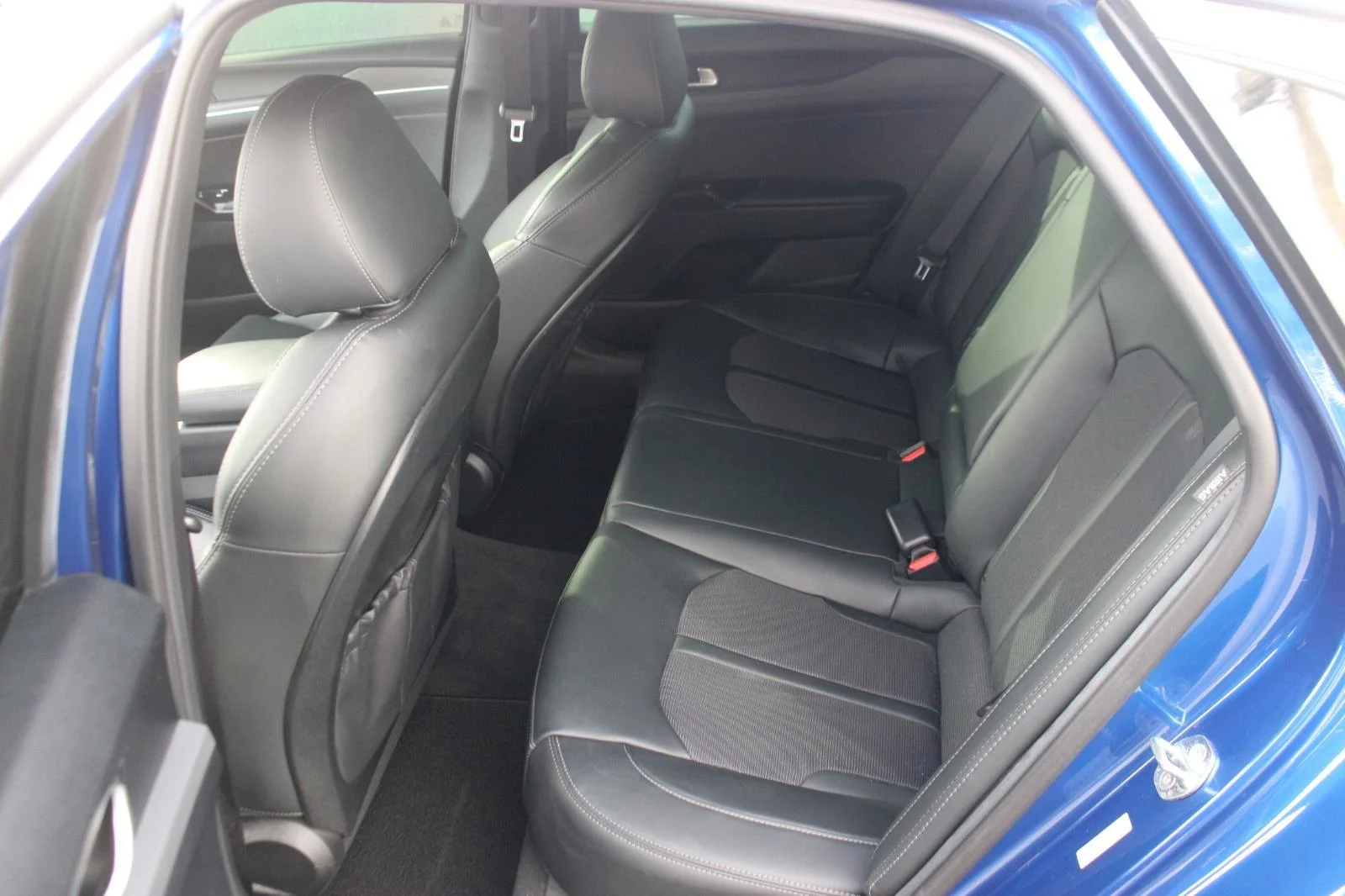 Used 2022 Blue Kia GT-Line image 30