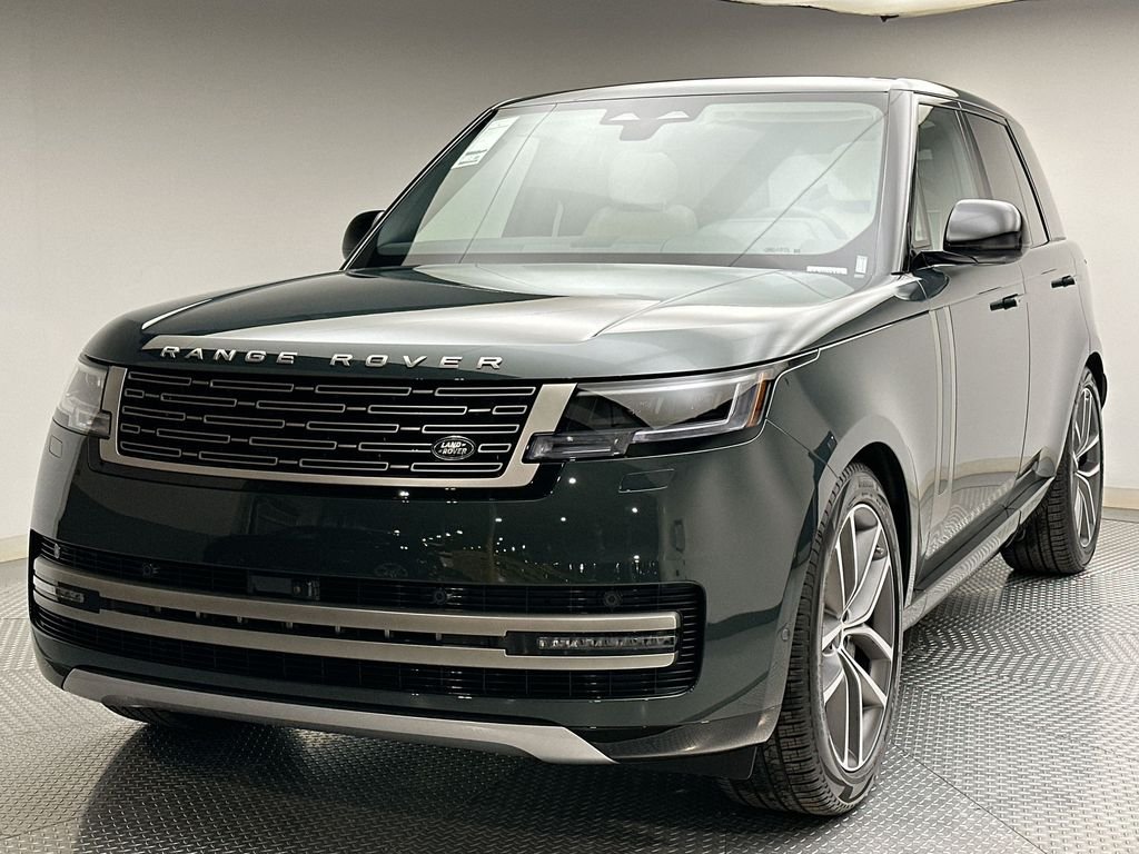 New 2026 Belgravia Green Metallic Land Rover SE image 1