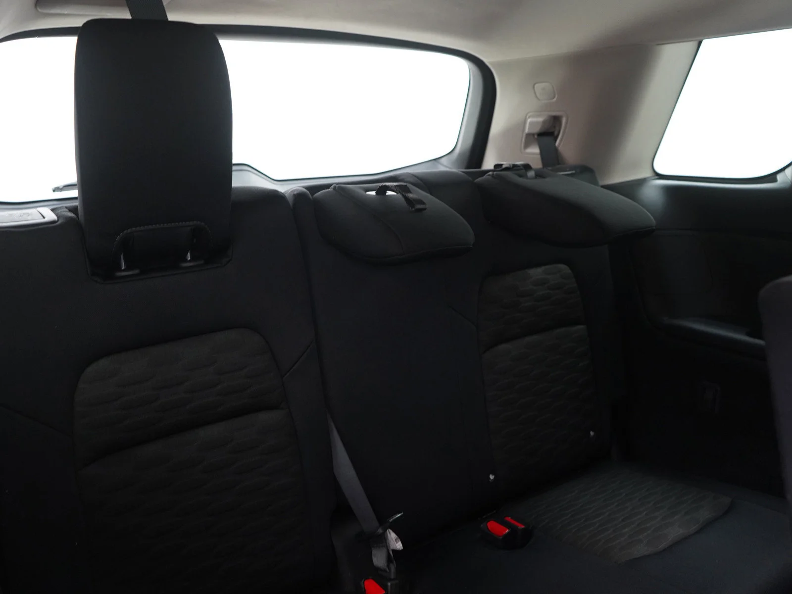 Used 2023 Gun Metallic Nissan SV image 13