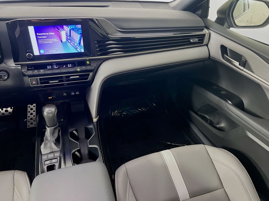 Used 2025 White Toyota SE image 22